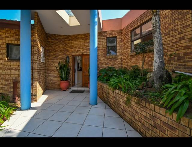 4 BEDROOM FREEHOLD FOR SALE IN WESTVILLE